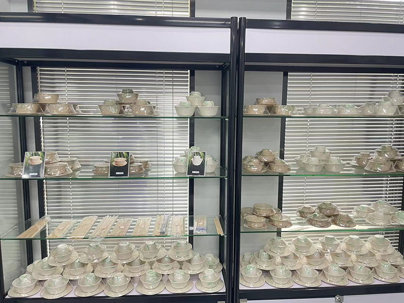 產(chǎn)品展柜